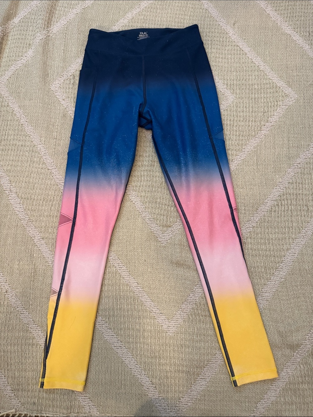 Women’s HUK Gradient Performance Leggings XS Blue Pink Yellow Athletic